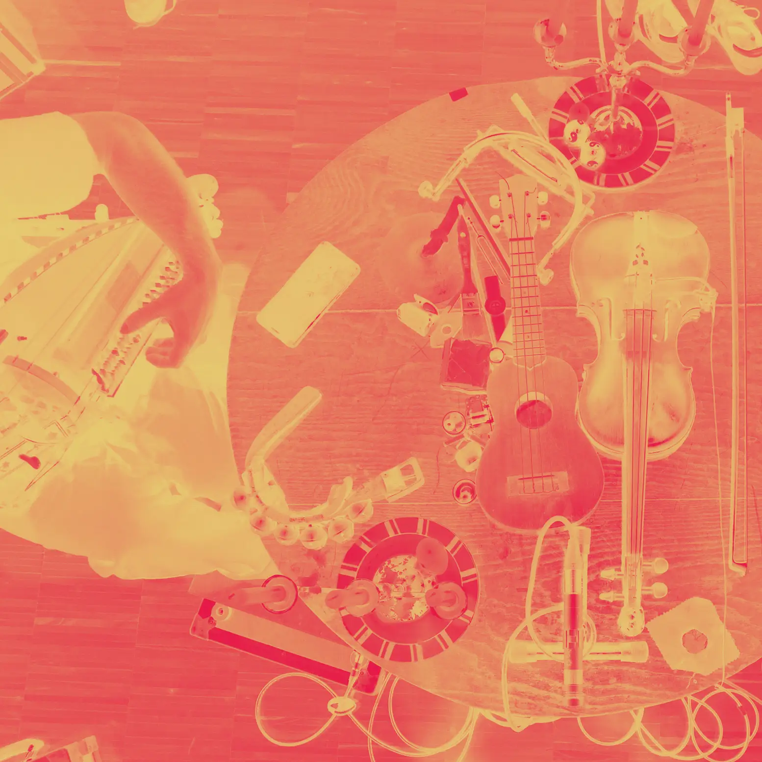 TAULA03_CERC_RougeOrange